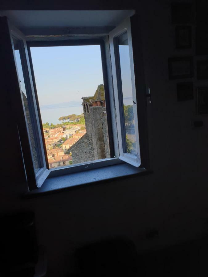 Panorama suite nur fuer zwei only for two Bolsena Exterior foto